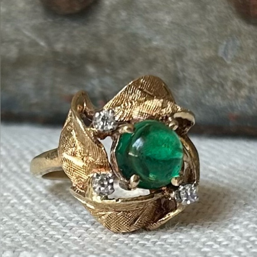 Vintage 14k Natural Emerald and Diamond Ring
